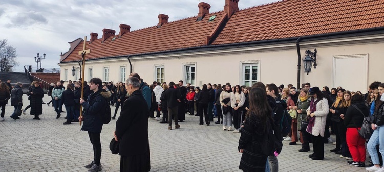 Pielgrzymka maturzystów z diecezji tarnowskiej na Jasną Górę