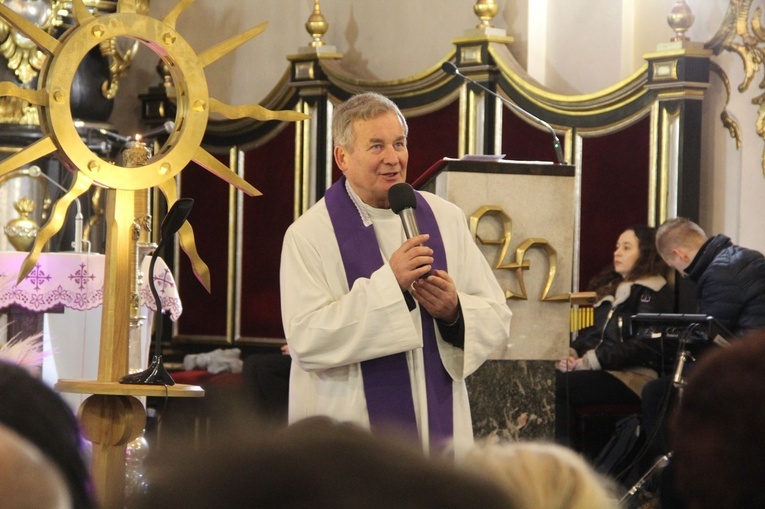 Tuchowski Wieczór Uwielbienia z ks. Markiem Dziewieckim