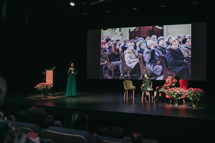 X DDK - konferencja Beaty Mądrej