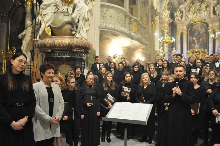 Koncert pasyjny w Głogówku