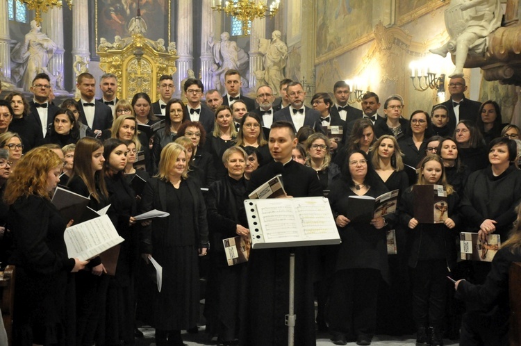 Koncert pasyjny w Głogówku