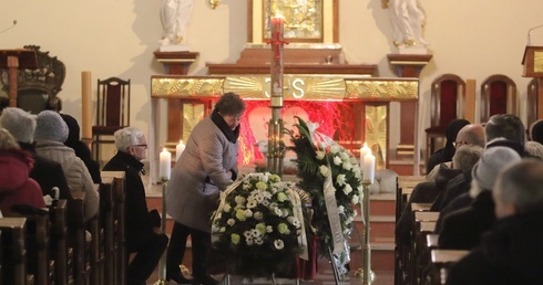 Bolesławiec. Pogrzeb śp. s. M. Karaban