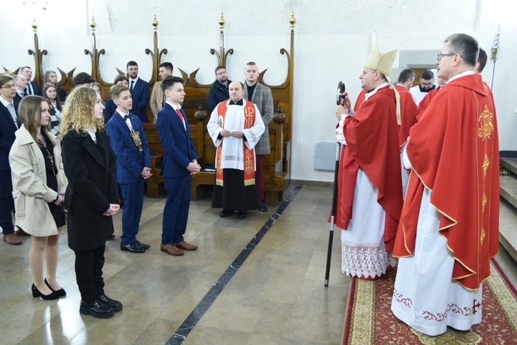 Bierzmowanie u św. Małgorzaty w Nowym Sączu, cz. 1