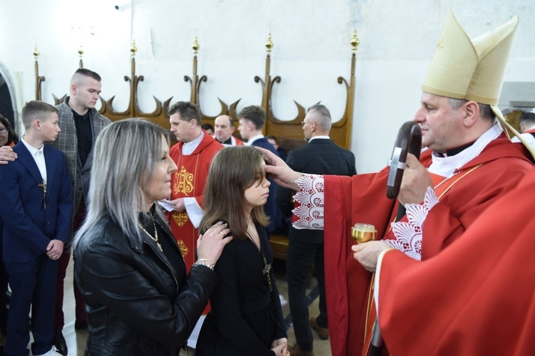 Bierzmowanie u św. Małgorzaty w Nowym Sączu, cz. 1