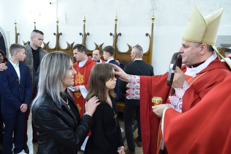 Bierzmowanie u św. Małgorzaty w Nowym Sączu, cz. 1