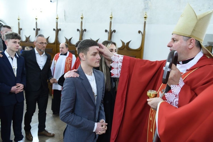 Bierzmowanie u św. Małgorzaty w Nowym Sączu, cz. 1