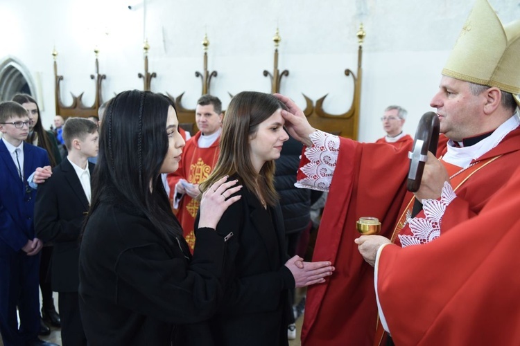 Bierzmowanie u św. Małgorzaty w Nowym Sączu, cz. 1