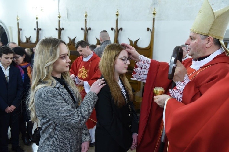 Bierzmowanie u św. Małgorzaty w Nowym Sączu, cz. 1