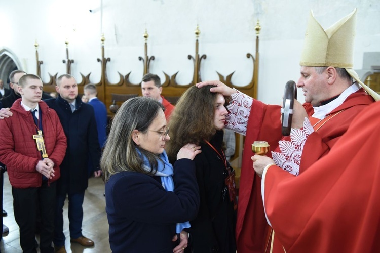 Bierzmowanie u św. Małgorzaty w Nowym Sączu, cz. 1