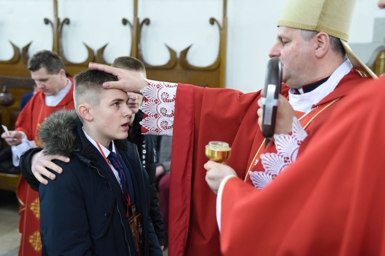 Bierzmowanie u św. Małgorzaty w Nowym Sączu, cz. 1