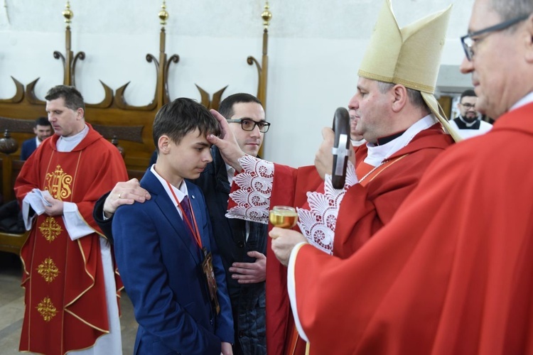 Bierzmowanie u św. Małgorzaty w Nowym Sączu, cz. 1