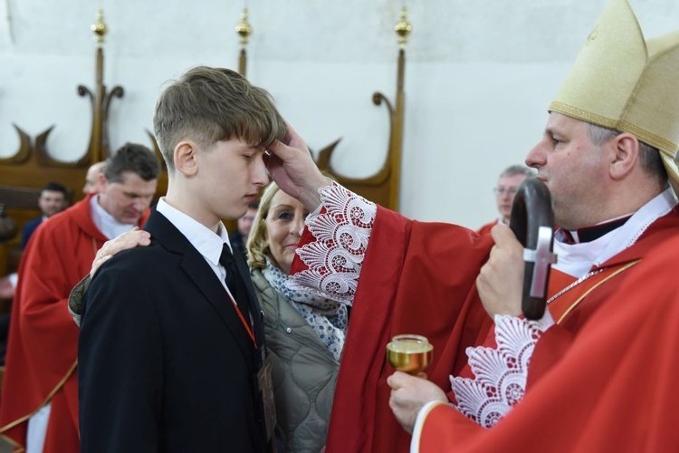 Bierzmowanie u św. Małgorzaty w Nowym Sączu, cz. 1