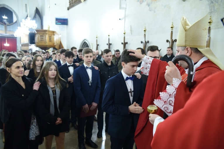 Bierzmowanie u św. Małgorzaty w Nowym Sączu, cz. 2 
