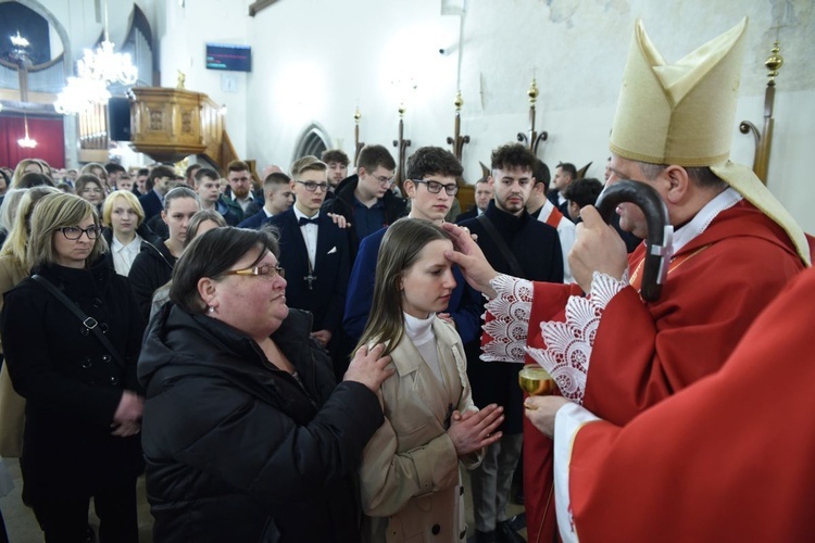 Bierzmowanie u św. Małgorzaty w Nowym Sączu, cz. 2 