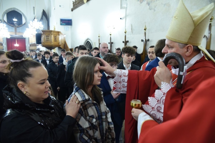 Bierzmowanie u św. Małgorzaty w Nowym Sączu, cz. 2 