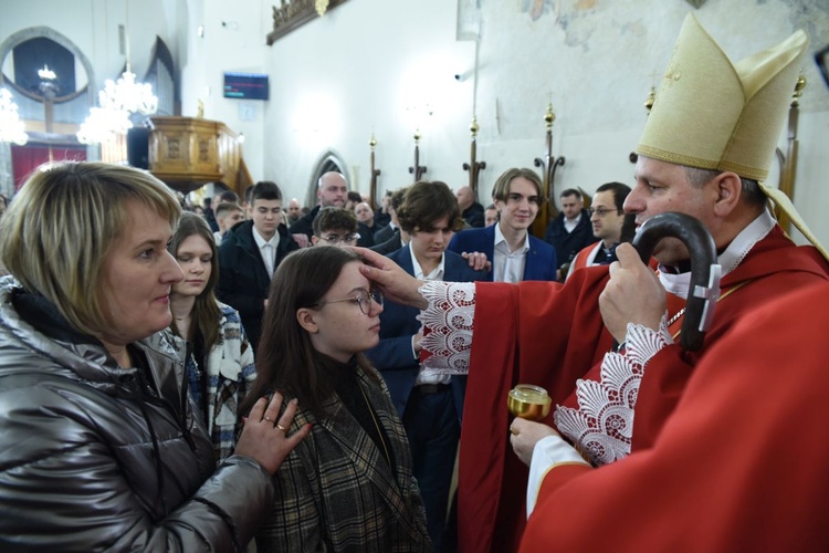 Bierzmowanie u św. Małgorzaty w Nowym Sączu, cz. 2 