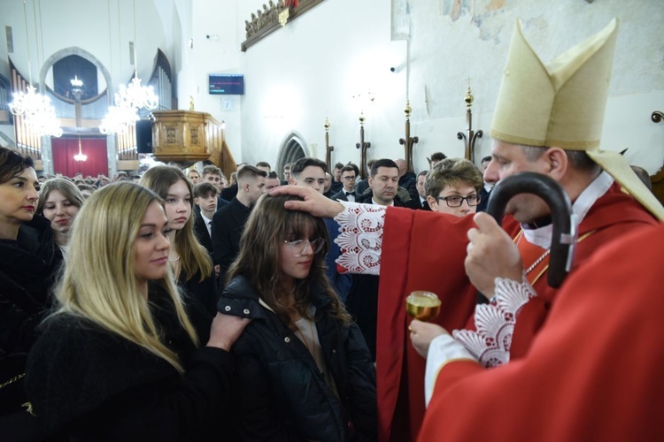 Bierzmowanie u św. Małgorzaty w Nowym Sączu, cz. 2 