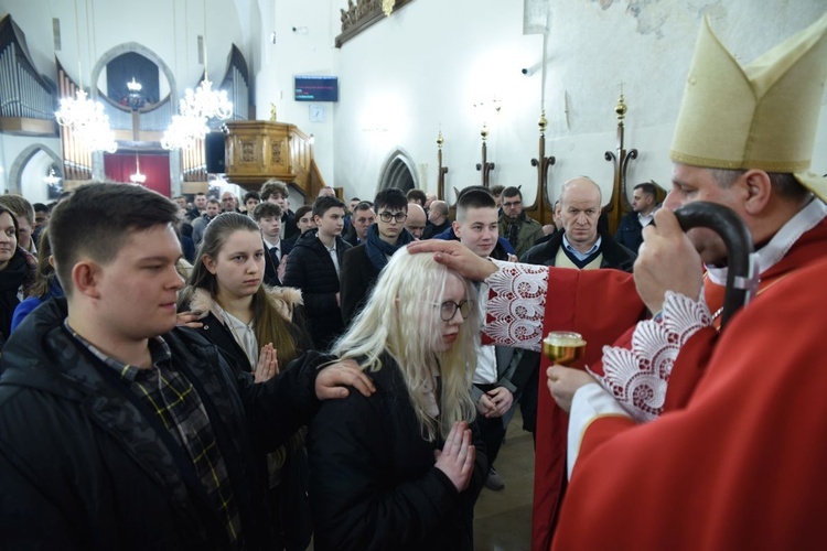 Bierzmowanie u św. Małgorzaty w Nowym Sączu, cz. 2 