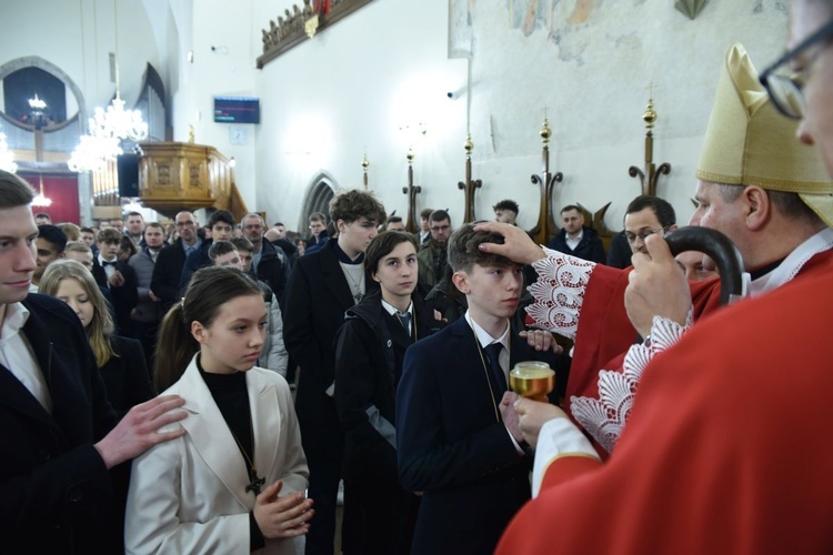 Bierzmowanie u św. Małgorzaty w Nowym Sączu, cz. 2 