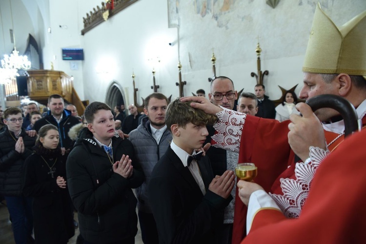 Bierzmowanie u św. Małgorzaty w Nowym Sączu, cz. 2 