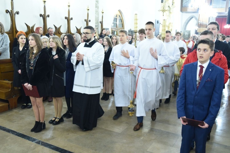 Bierzmowanie u św. Małgorzaty w Nowym Sączu, cz. 2 