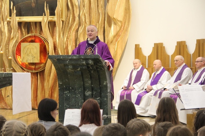 Tarnów. Forum Rodziny Szkół im. św. Jana Pawła II