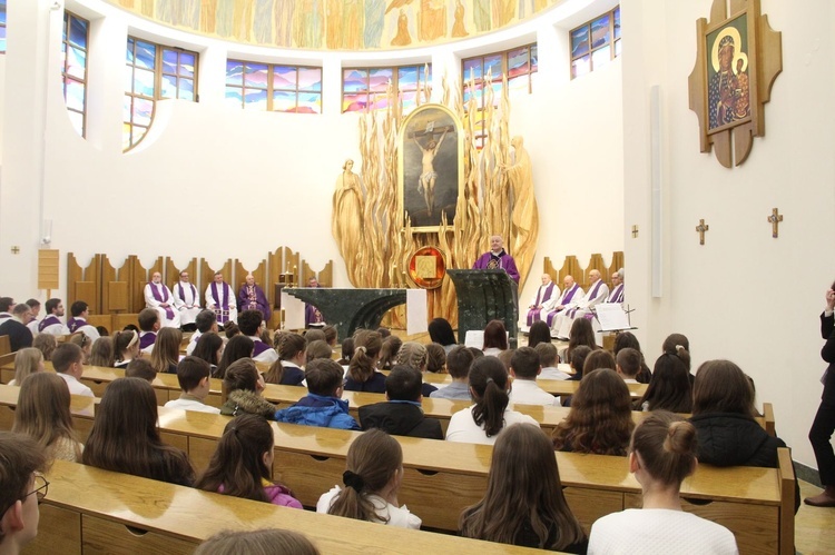 Tarnów. Forum Rodziny Szkół im. św. Jana Pawła II