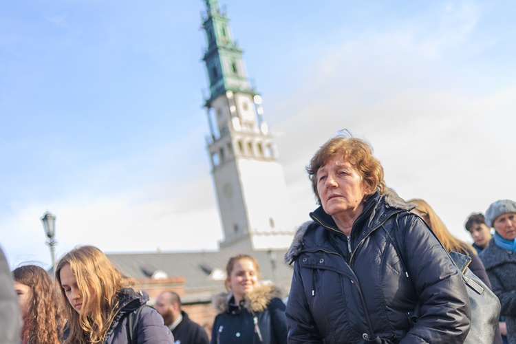 Pielgrzymka maturzystów diecezji świdnickiej - cz. 01