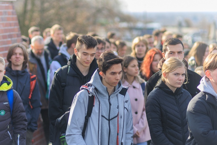 Pielgrzymka maturzystów diecezji świdnickiej - cz. 01