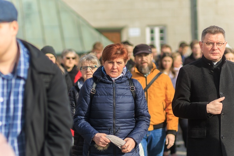 Pielgrzymka maturzystów diecezji świdnickiej - cz. 01