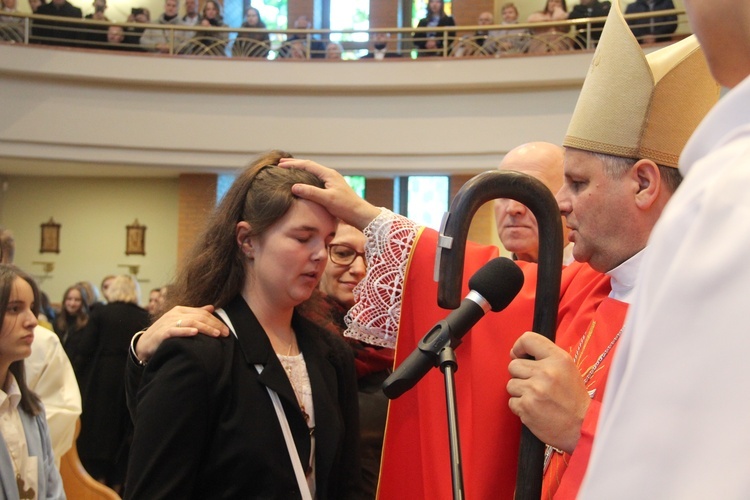 Bierzmowanie u Jana Pawła II w Nowym Sączu