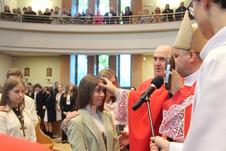 Bierzmowanie u Jana Pawła II w Nowym Sączu