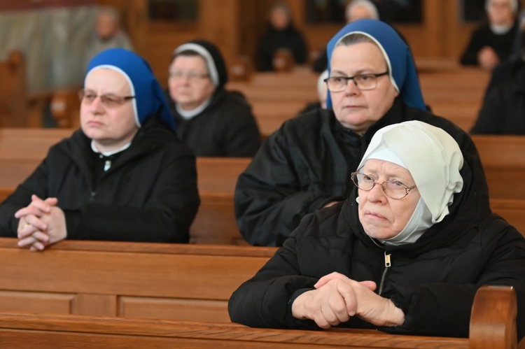 Świdnica. Wielkopostny dzień skupienia sióstr przełożonych