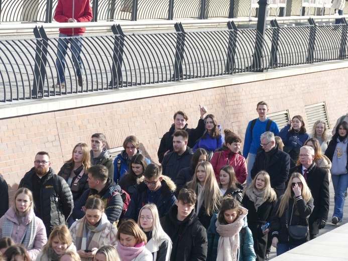 Pielgrzymka maturzystów diecezji świdnickiej na Jasną Górę - cz. 02