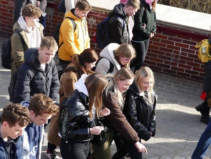 Pielgrzymka maturzystów diecezji świdnickiej na Jasną Górę - cz. 02