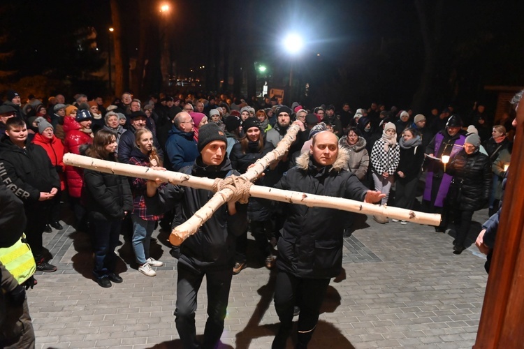 Droga Krzyżowa ulicami Jaworzyny Śl.