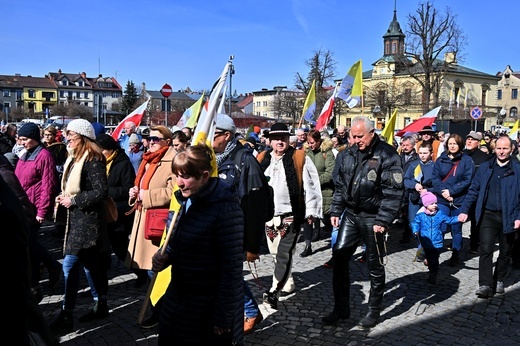 Marsz w obronie św. Jana Pawła II 