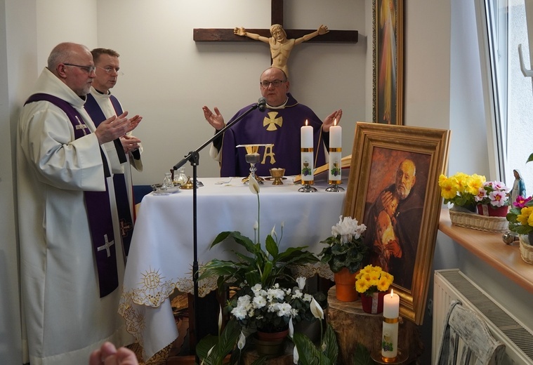 Poświęcenie nowej siedziby schroniska św. Brata Alberta dla bezdomnych kobiet