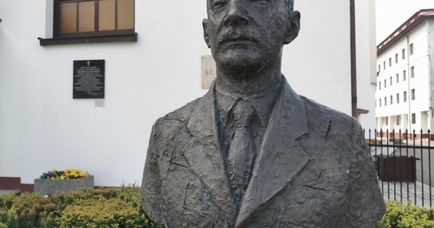 Kard. Nycz: Świętość to nie bezgrzeszność