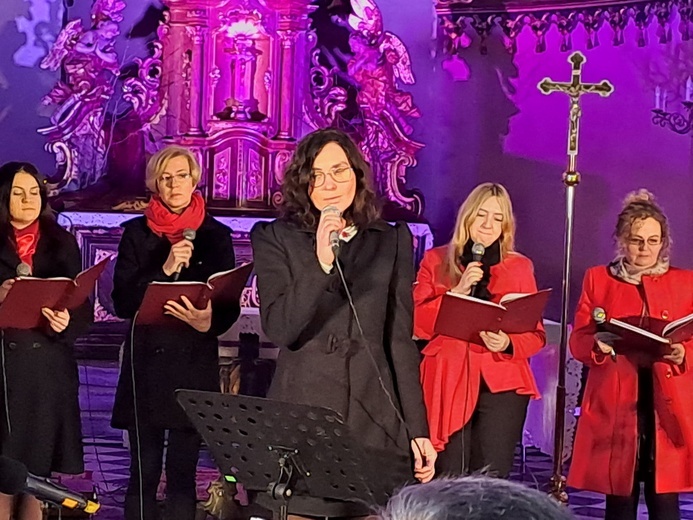 Ząbkowice Śl. Koncert "Jak śmierć potężna jest miłość"
