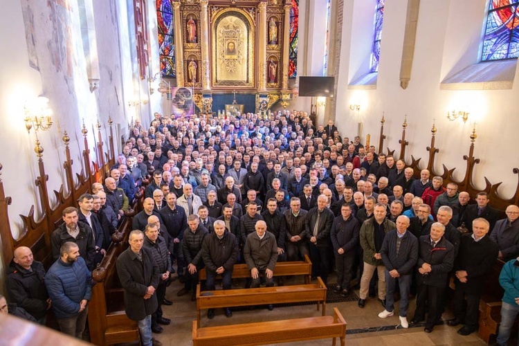 Nowy Sącz. Wielkopostny dzień skupienia dla szafarzy