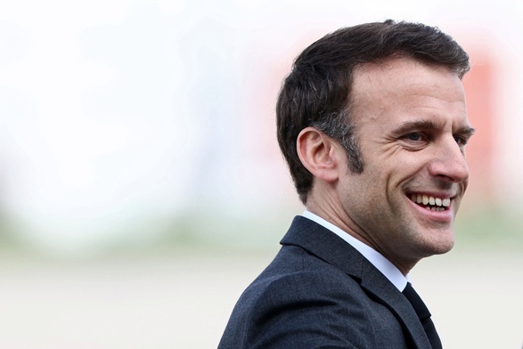 AFP: prezydent Macron nie rozwiąże parlamentu ani nie zgodzi się na referendum w sprawie reformy emerytalnej