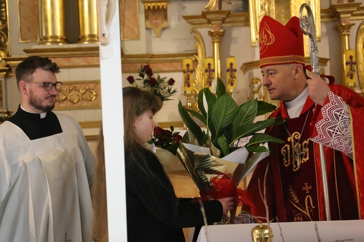 Bierzmowanie w Olszynach koło Wojnicza