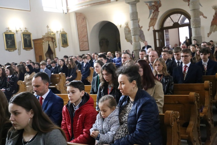 Bierzmowanie w Olszynach koło Wojnicza