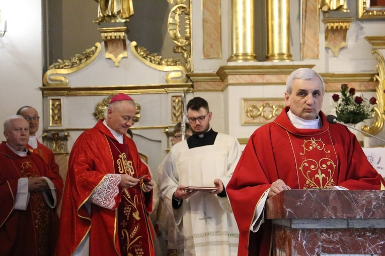 Bierzmowanie w Olszynach koło Wojnicza