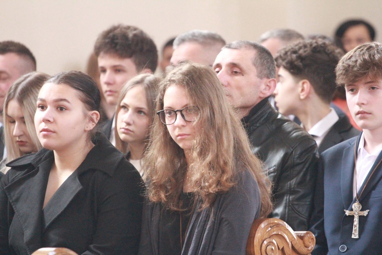 Bierzmowanie w Olszynach koło Wojnicza