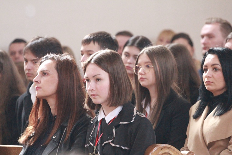 Bierzmowanie w Olszynach koło Wojnicza