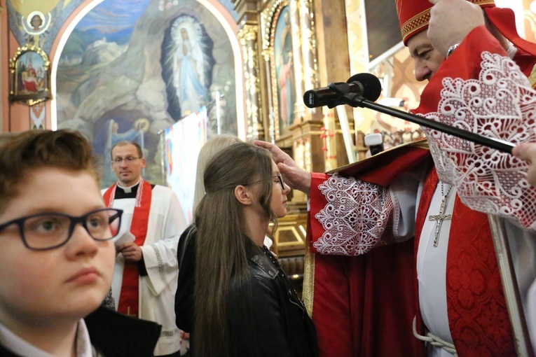 Bierzmowanie w Wierzchosławicach