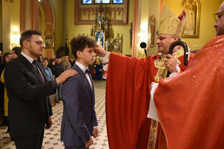 Bierzmowanie w parafii św. Rodziny w Tarnowie