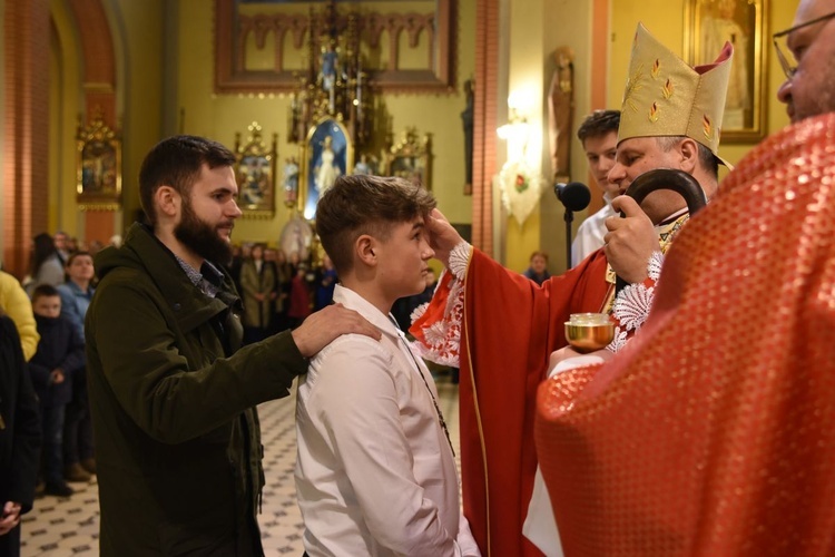 Bierzmowanie w parafii św. Rodziny w Tarnowie